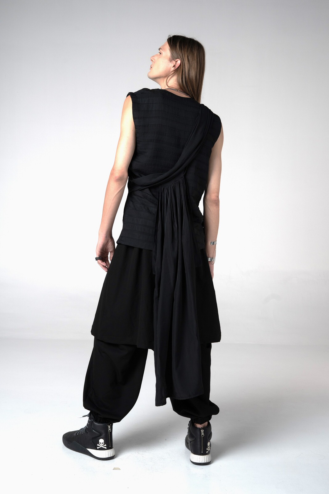 Drapes Back Vest Tee - Image 3