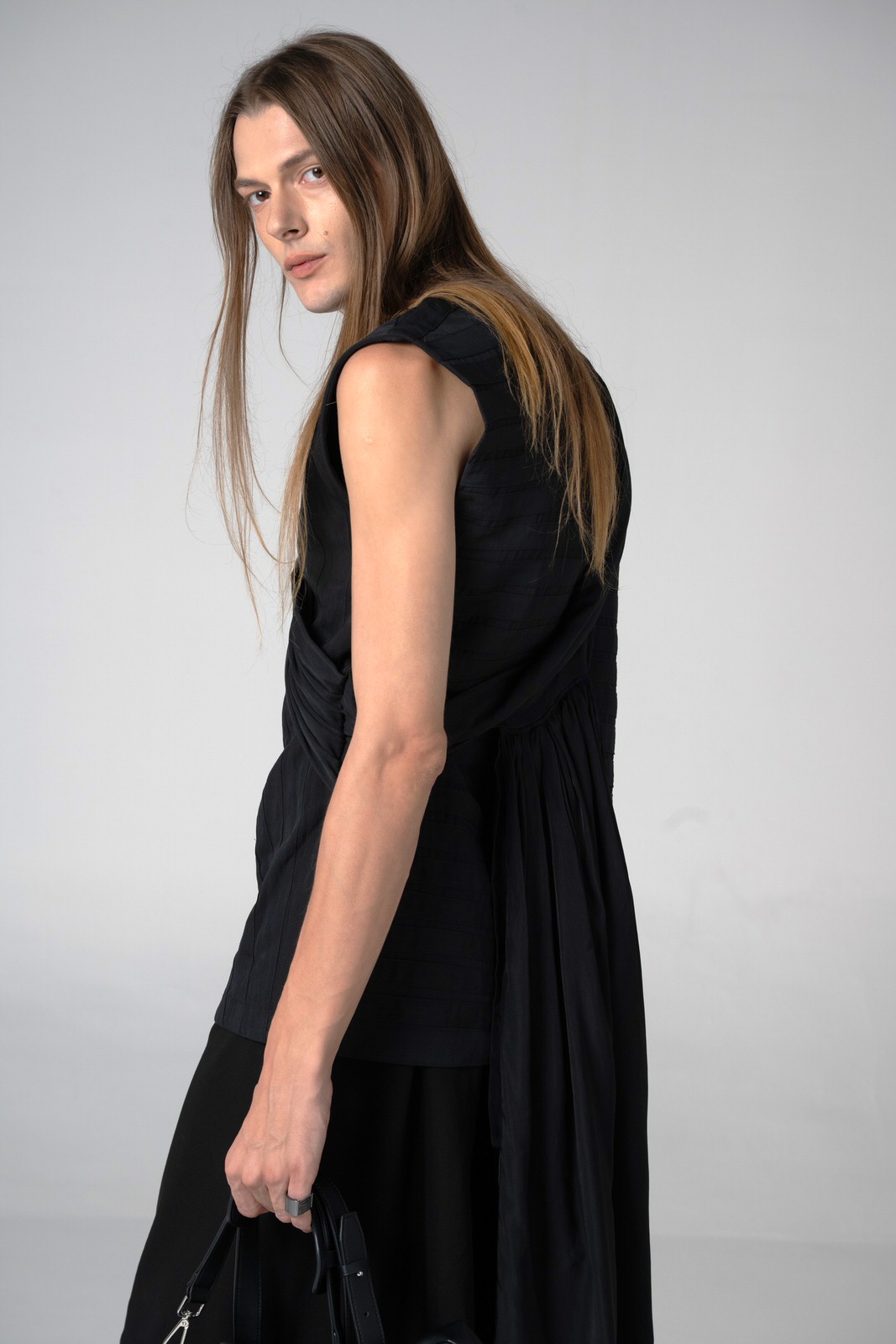 Drapes Back Vest Tee - Image 5